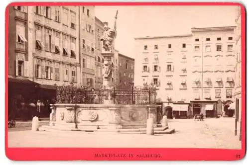 Fotografie Würthle & Spinnhirn, Salzburg, Schwarzstrasse 7, Ansicht Salzburg, Marktplatz mit Brunnen