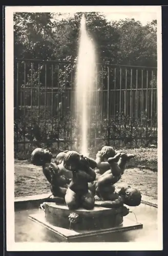 AK Dresden, Gartenbau-Ausstellung 1926 - Kinderbrunnen von E. Grämer
