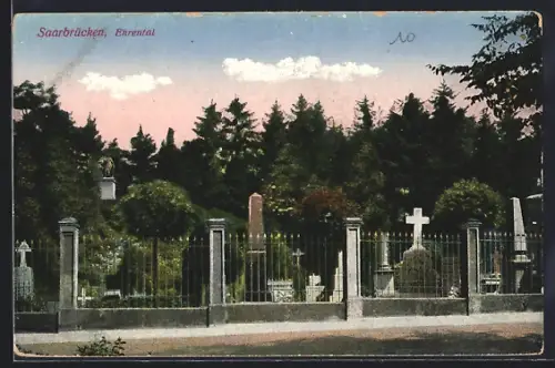AK Saarbrücken, Ehrenmal auf dem Friedhof