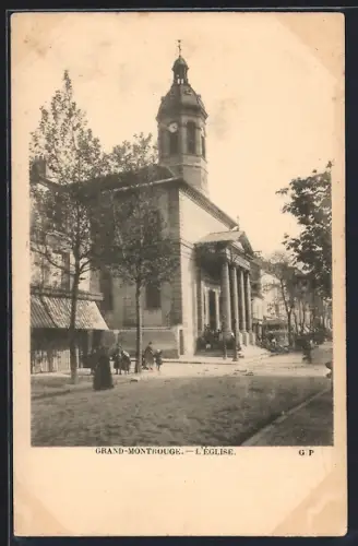 AK Grand-Montrouge, L`église et rue animée avec passants