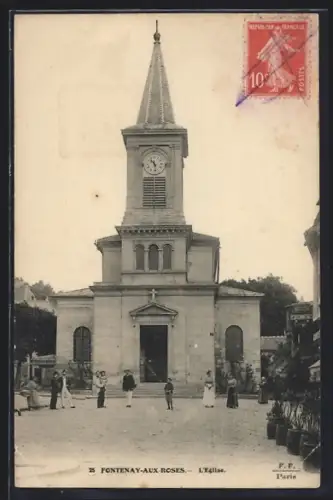 AK Fontenay-aux-Roses, L`église et la place animée