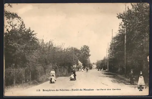 AK Bruyères de Sèvres, Forêt de Meudon, Le Pavé des Gardes