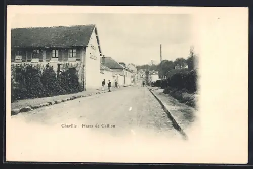 AK Chaville, Haras de Gaillon et rue tranquille avec passants