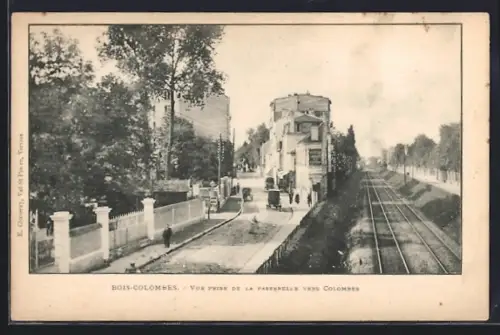 AK Bois-Colombes, Vue prise de la passerelle vers Colombes