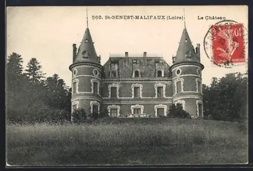 AK St-Genest-Malifaux /Loire, Le Château majestueux entouré de verdure