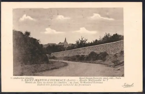 AK Saint-Martin-d`Estreaux /Loire, Route Nationale no 7 et village au fond