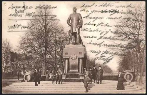 AK Berlin, Roon-Denkmal mit Eisernem Kreuz