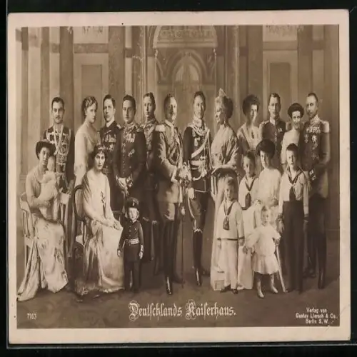 AK Gruppenbild der Mitglieder des Deutschen Kaiserhauses