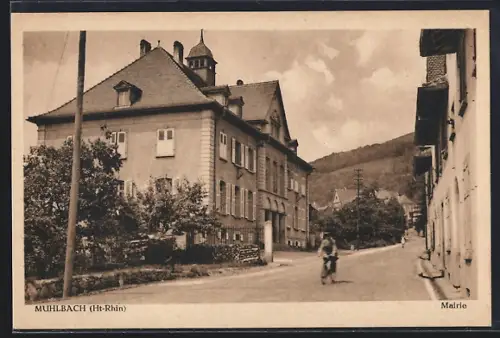 AK Muhlbach /Ht-Rhin, La mairie et la rue principale avec cycliste