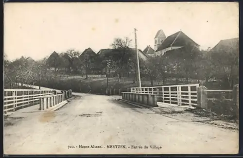 AK Mertzen /Haute-Alsace, Entrée du Village