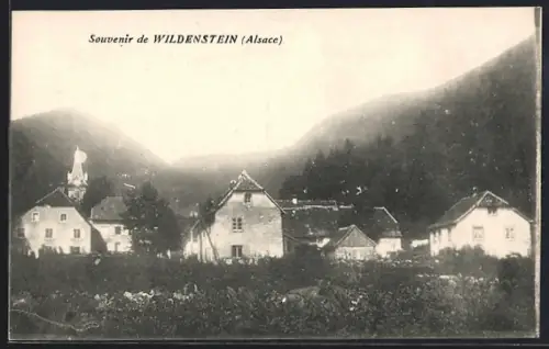 AK Wildenstein /Alsace, Vue du village avec montagnes en arrière-plan