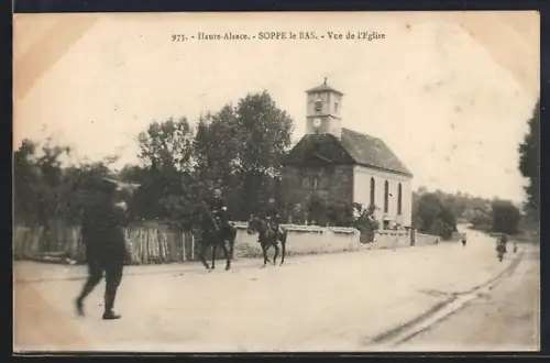 AK Soppe-le-Bas /Haute-Alsace, Vue de l`Église avec passants et chevaux sur la route