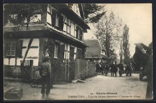 AK Diefmatten /Haute-Alsace, Type de Maison alsacienne à l`entrée du village