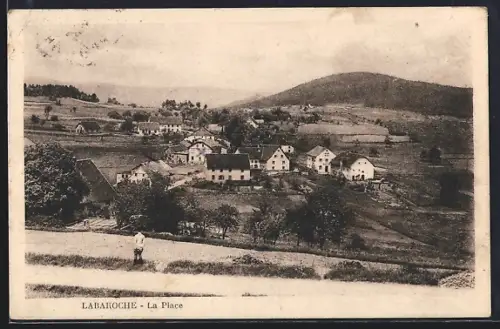 AK Labaroche, La Place