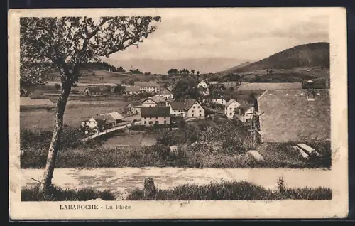AK Labaroche, La Place