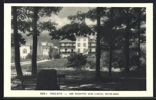 AK Trois-Épis, Une échappée vers l`Hôtel Notre-Dame