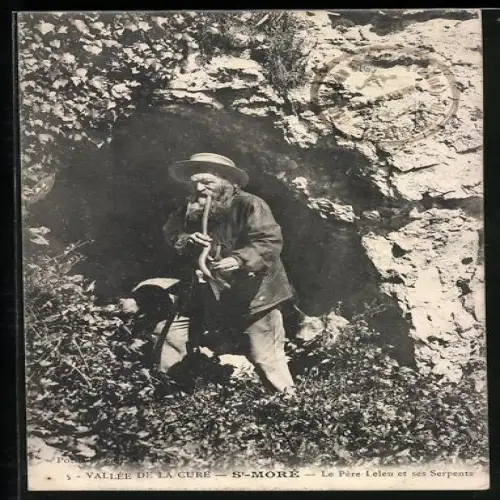 AK St-Moré, Le père Leleu et ses serpents, Schlangenjäger mit seinem Hund