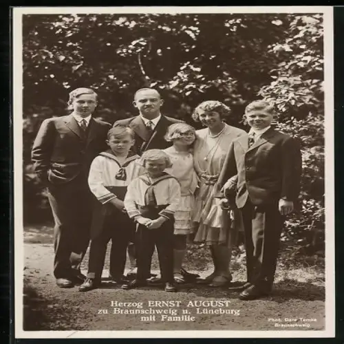 AK Herzog Ernst August Herzog zu Braunschweig u. Lüneburg mit Familie