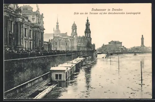 AK Dresden, Hochwasser 1909, Blick von der Terrasse auf den überschwemmten Landungsplatz