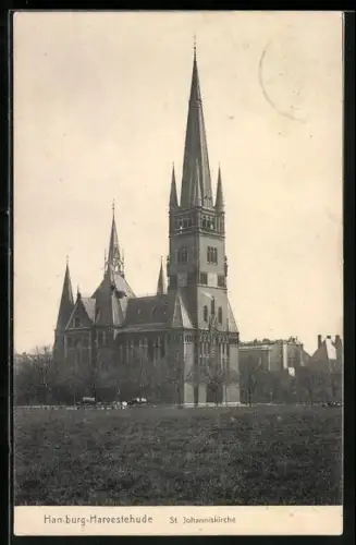 AK Hamburg-Harvestehude, St. Johanniskirche von der Wiese gesehen
