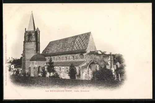 AK La Bénissons-Dieu, Église avec toit en tuiles vernissées