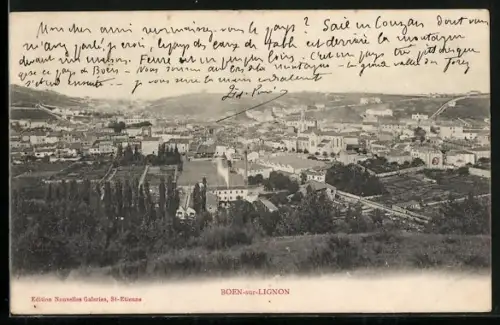 AK Boën-sur-Lignon, Vue générale sur la ville et les collines environnantes