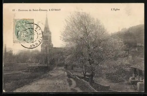 AK L`Étrat, L`église et le chemin bordé d`arbres