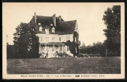 AK Nervieux, Manoir Saint-Yves et son jardin verdoyant