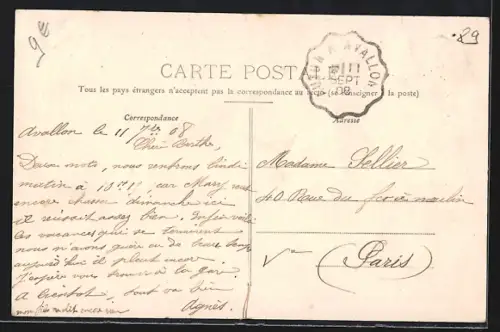 AK Avallon, La Rue des Deux-Cousins avec calèche et maisons au pied des rochers