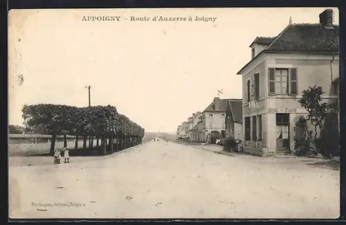 AK Appoigny, Route d`Auxerre à Joigny avec hôtel et promenade ombragée