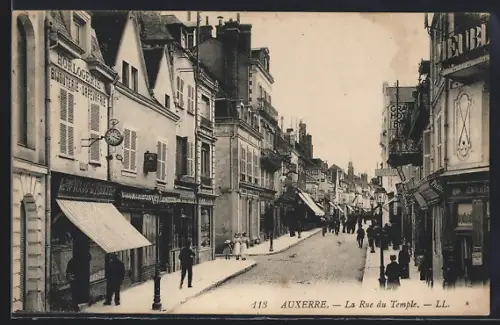 AK Auxerre, La Rue du Temple