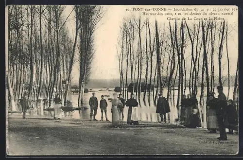 AK Pont-sur-Yonne, Inondation du 21 au 27 janvier 1910, Chemin de La Cour de la Plaine