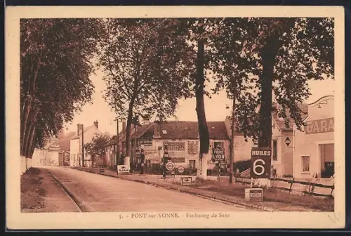 AK Pont-sur-Yonne, Faubourg de Sens et ses enseignes publicitaires