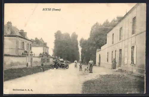 AK Sixte /Yonne, Scène de rue avec voiture ancienne et habitants