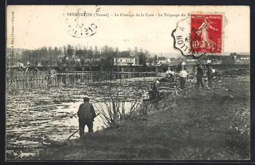 AK Vermenton /Yonne, Le Flottage de la Cure, Le Triquage du Bois