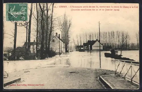 AK Cheny, L`Armancon inondant la route de Cheny à la Cité, 21 et 22 Janvier 1910