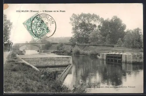 AK Courlon /Yonne, L`Écluse et le Pont