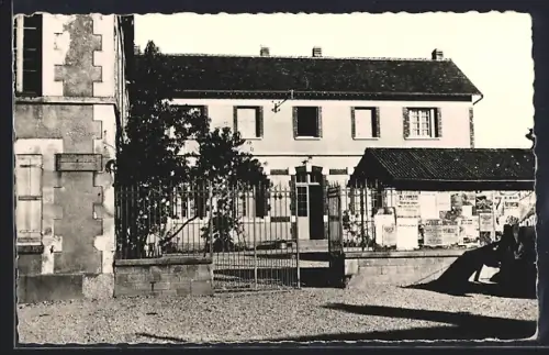 AK Pontigny /Yonne, École de Filles