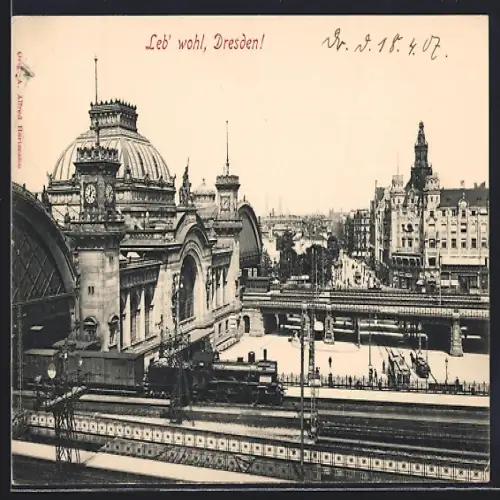 AK Dresden, Hauptbahnhof, Bahnanlagen, Güterzug mit Dampflok, Stadtansicht