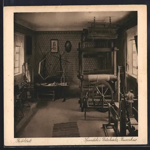 AK Rudolstadt, Spinnstube im Unterhaseler Bauernhaus des Heimatmuseums