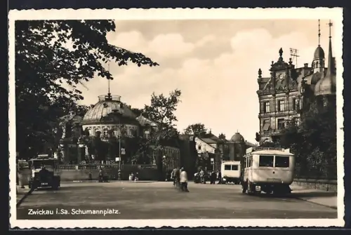 AK Zwickau i. Sa., Schumannplatz mit umliegenden Gebäuden