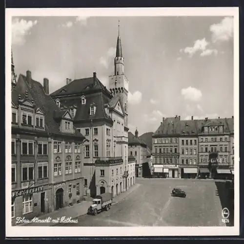 AK Löbau, Altmarkt mit Rathaus & Ladengeschäften