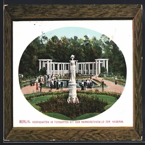 AK Berlin, Rosengarten im Tiergarten, Marmorstandbild der Kaiserin
