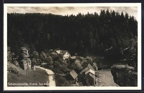 AK Schüttersmühle /Fränk. Schweiz, Ortsansicht mit Wald