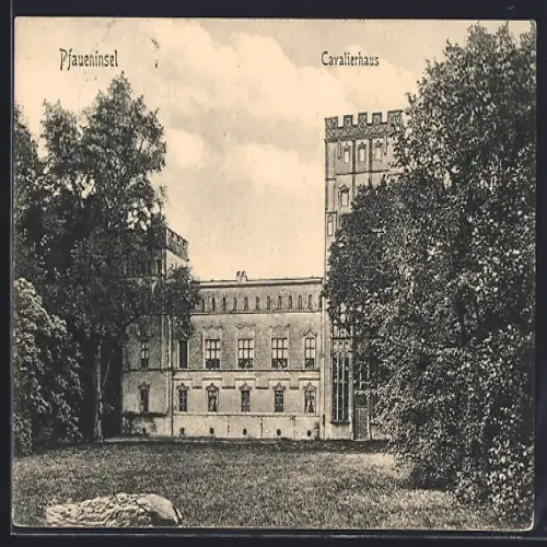AK Berlin-Wannsee, Pfaueninsel, Blick auf das Cavalierhaus