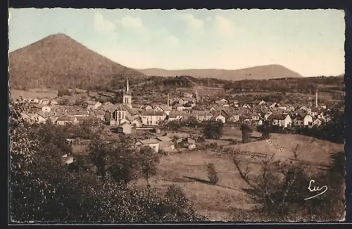 AK La Petite-Raon /Vosges, Vue générale du village avec montagnes en arrière-plan