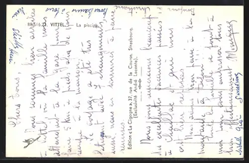 AK Vittel, La piscine, vue intérieure animée avec des baigneurs et plongeoir