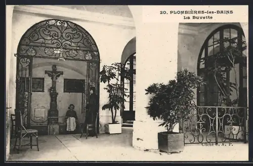 AK Plombières-les-Bains, La Buvette et son décor intérieur élégant