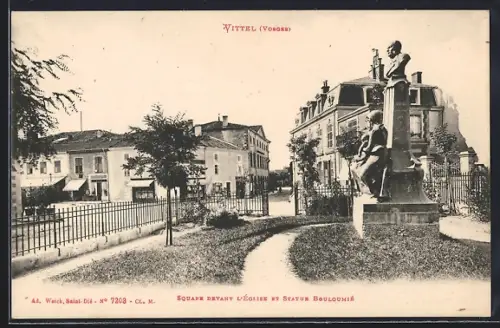 AK Vittel /Vosges, Square devant l`église et statue Bouloumié