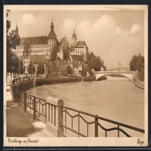 AK Neuburg a. Donau, Brücke vom Ufer aus gesehen
